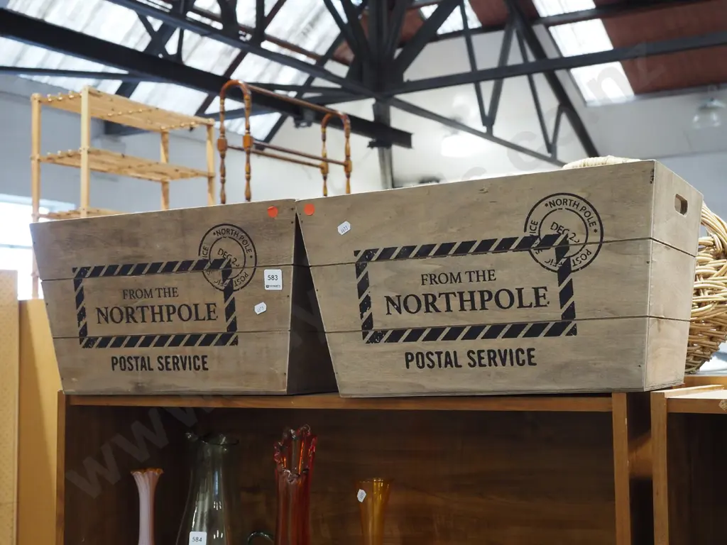 2x santa themed wooden crates Image 1++