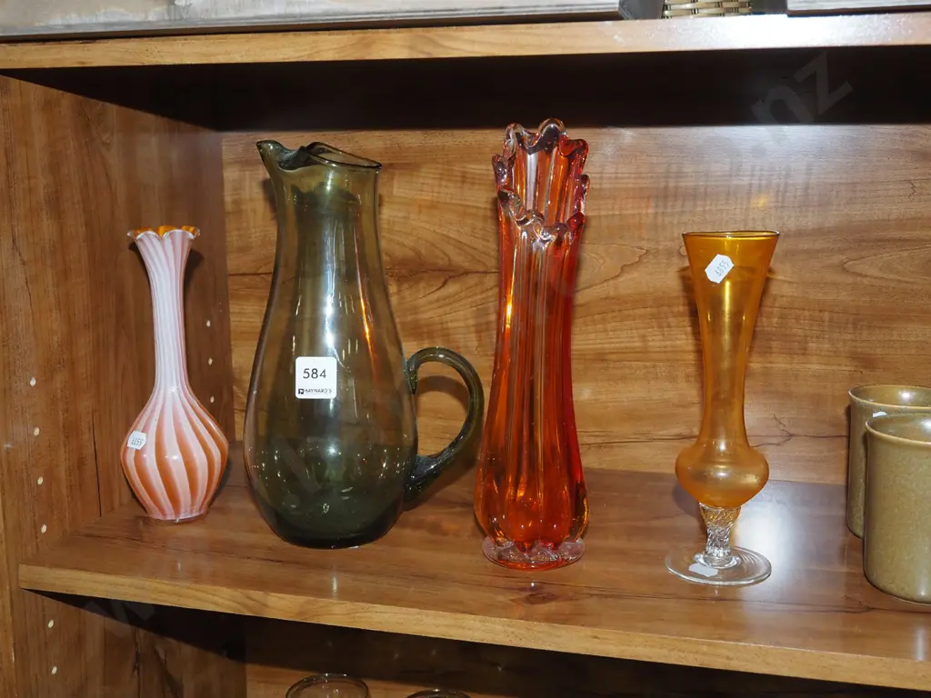 green glass jug, 3x coloured glass vases H280 Image 1++