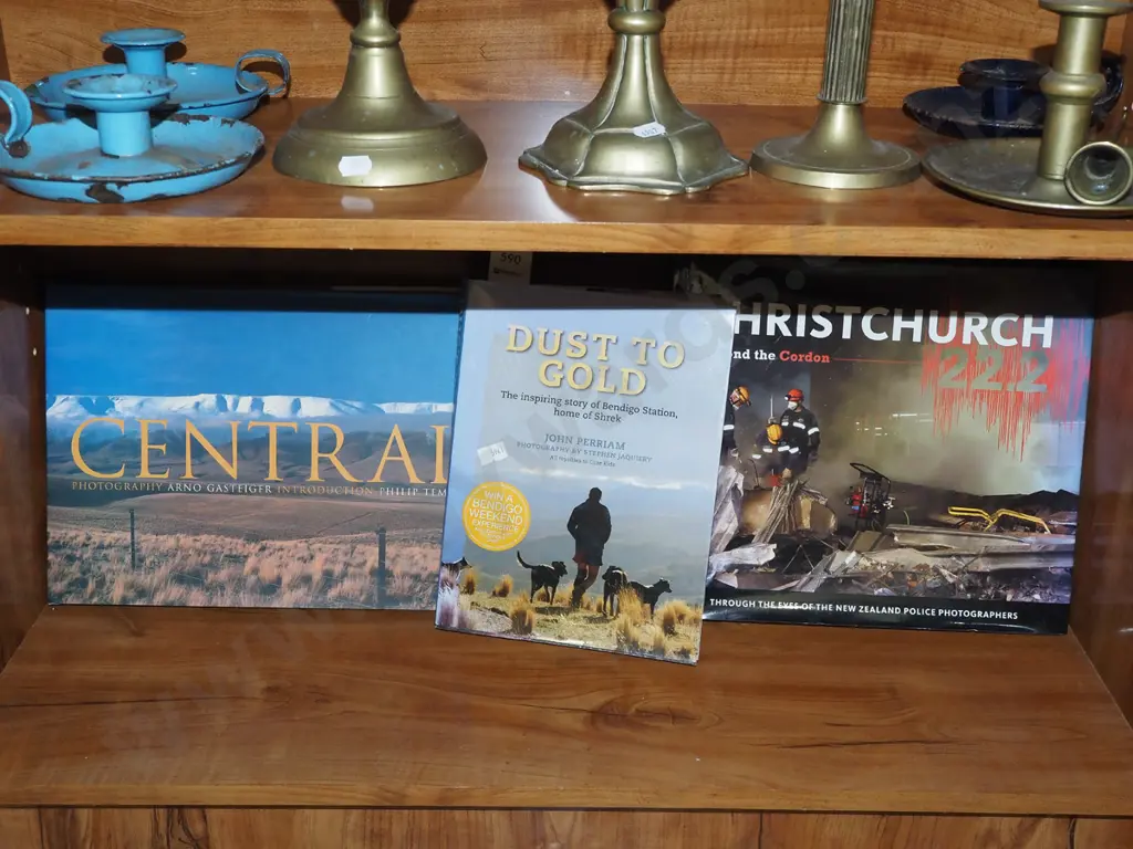 Central Otago books, Christchurch Earthquake book Image 1++
