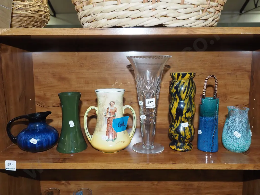jugs, vases, Royal Doulton has crack Tallest H250 Image 1++