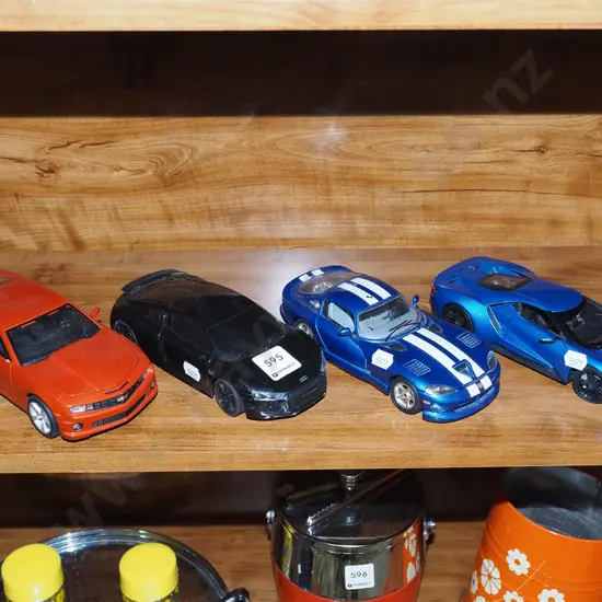 4x diecast toy vehicles