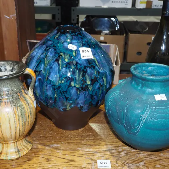 3x vases Tallest H210