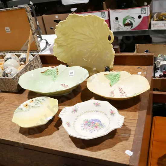 Carlton ware foxglove dishes, Beswick bowl, leaf dish etc