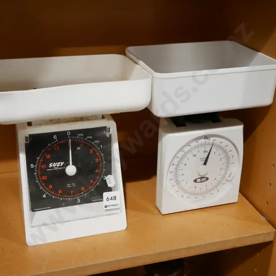 2x kitchen scales