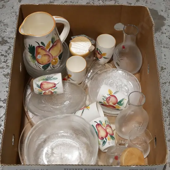 box; jug, ceramic tumblers, glass bowls etc