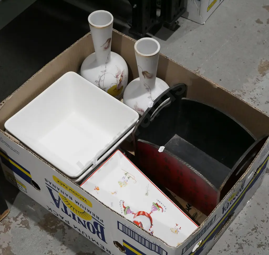 box; hand painted glass vases, large square bowls, Xmas plate etc Image 1++
