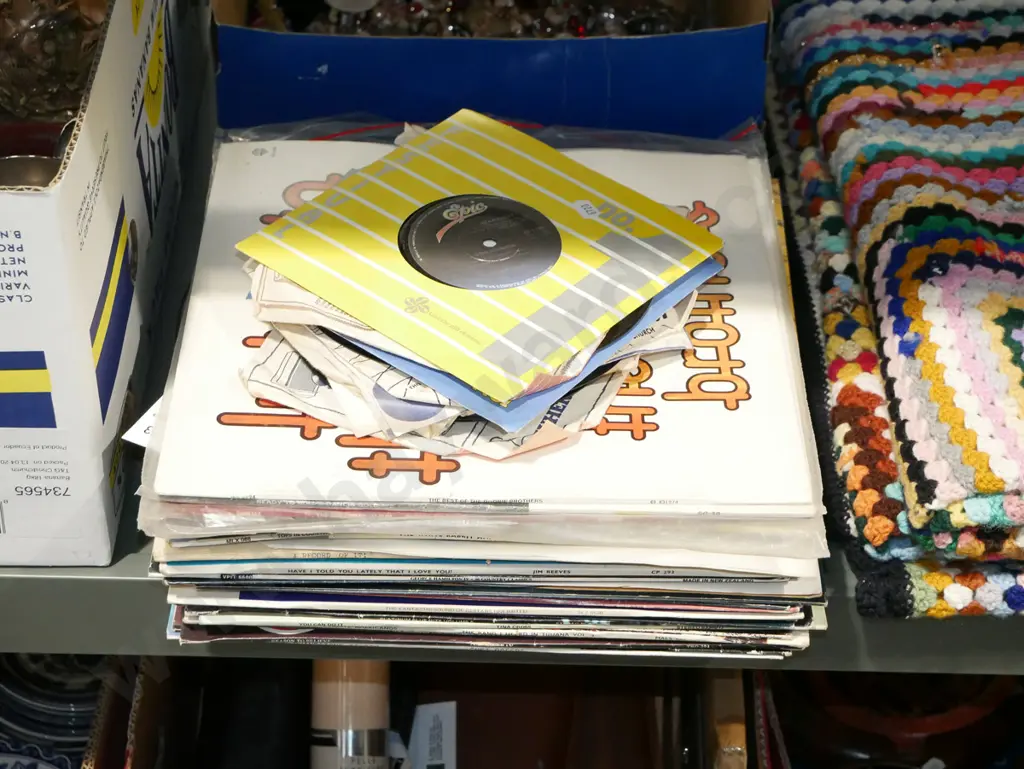 LPs, 45s Image 1++