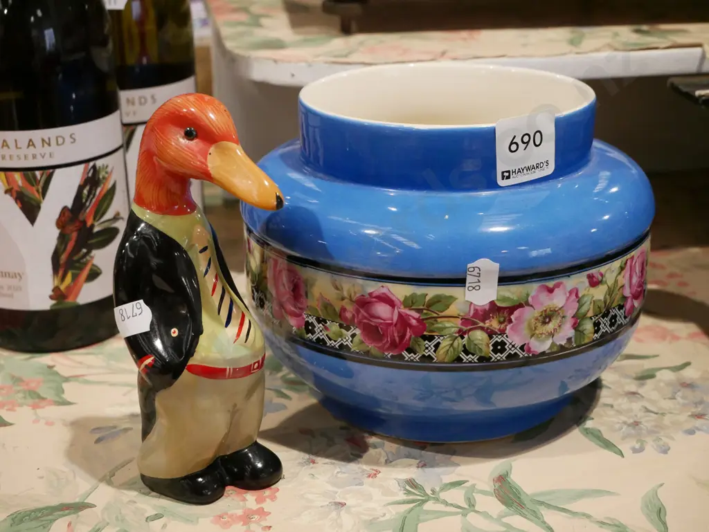 pink rose decorated vase, duck figurine H150 Image 1++