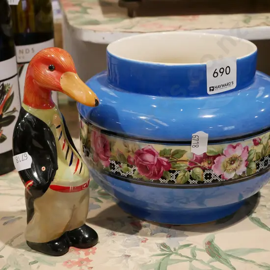 pink rose decorated vase, duck figurine H150