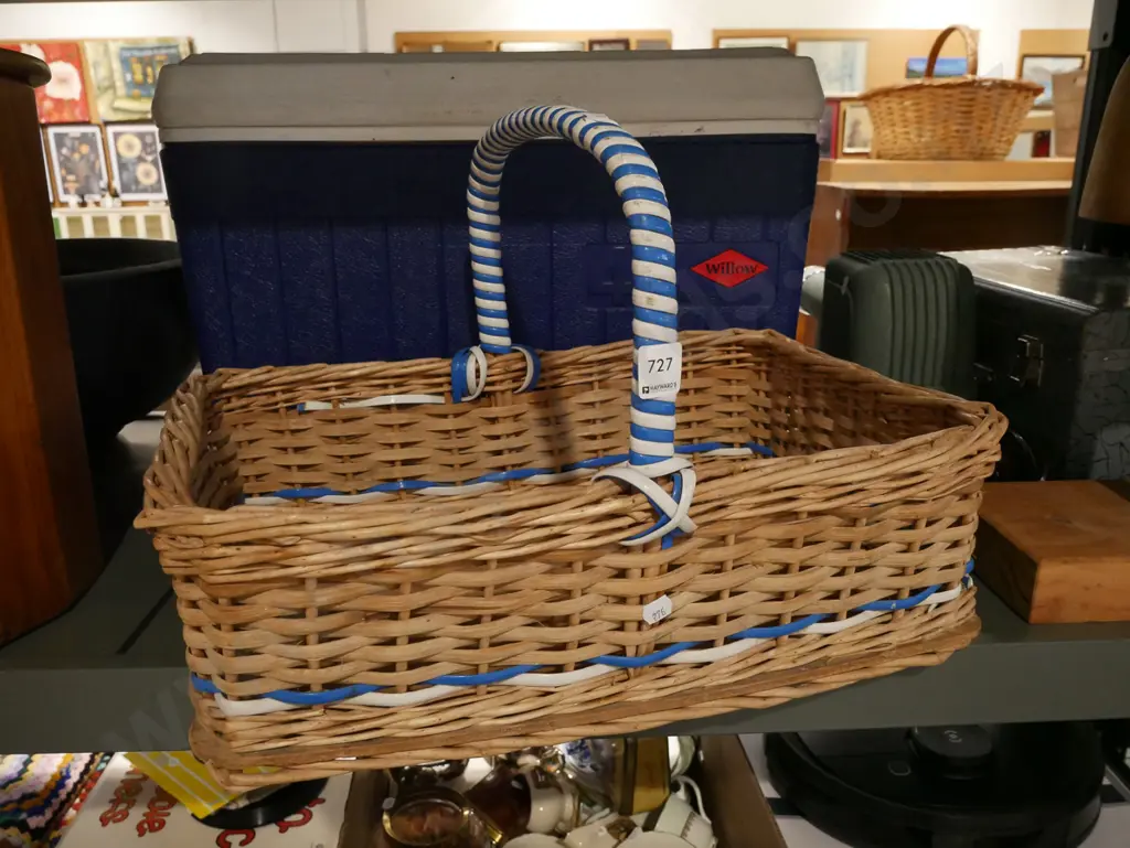 cane basket Image 1++