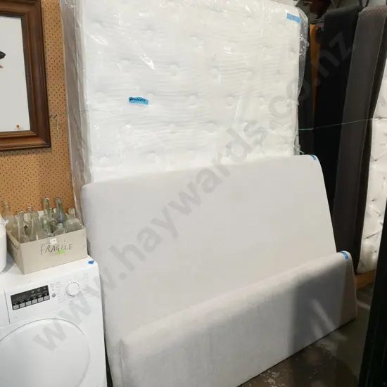 Freedom Nimbus queen slat bed base, matress with matching end boards 
