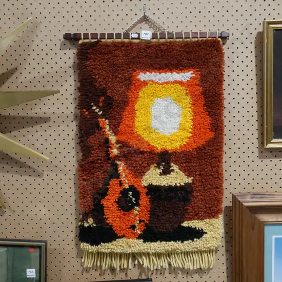 small hand tufted wall mounted rug H600