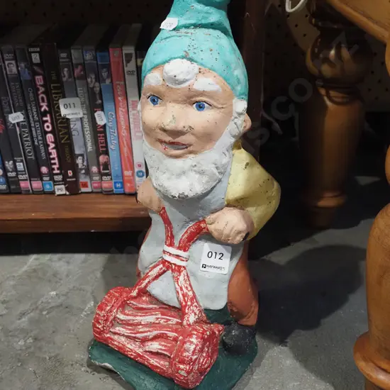 garden gnome H370
