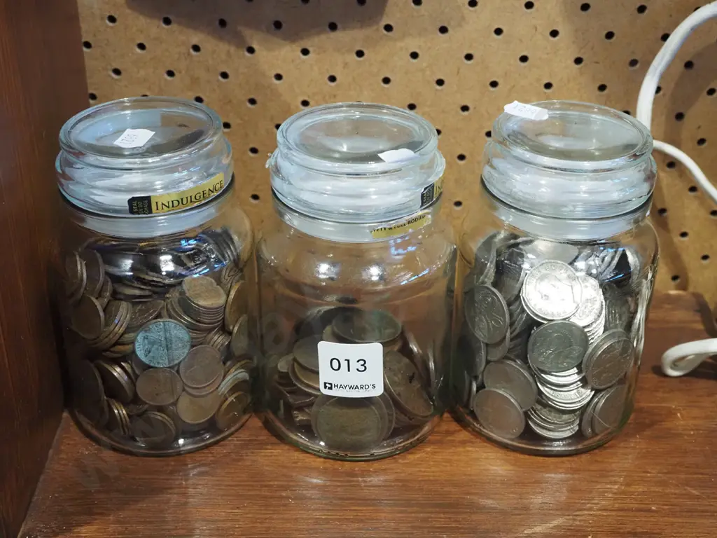 3x glass jars of coins Image 1++