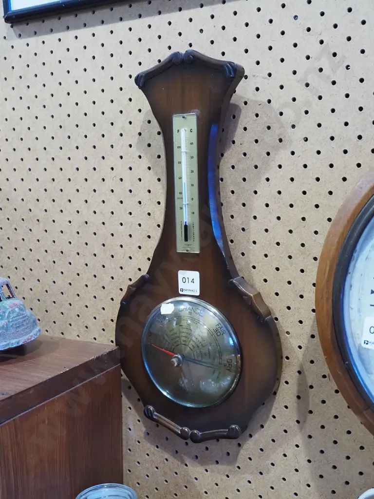 wall mounted barometer/thermometer Image 1++