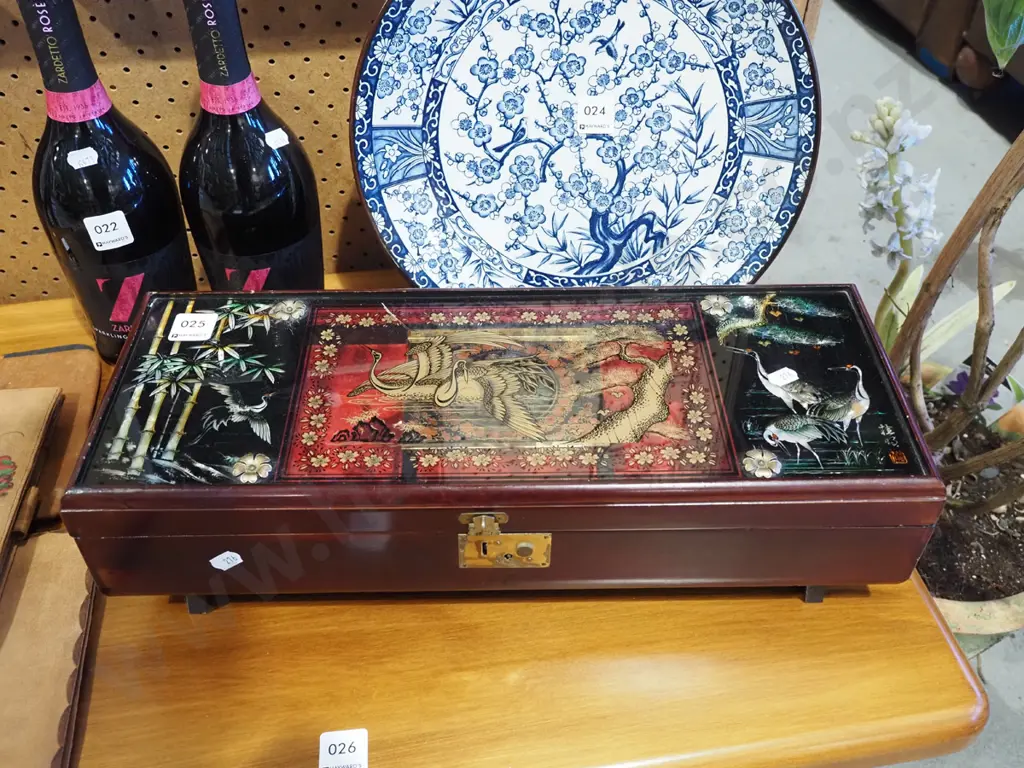 wood mother of pearl jewellery box Image 1++