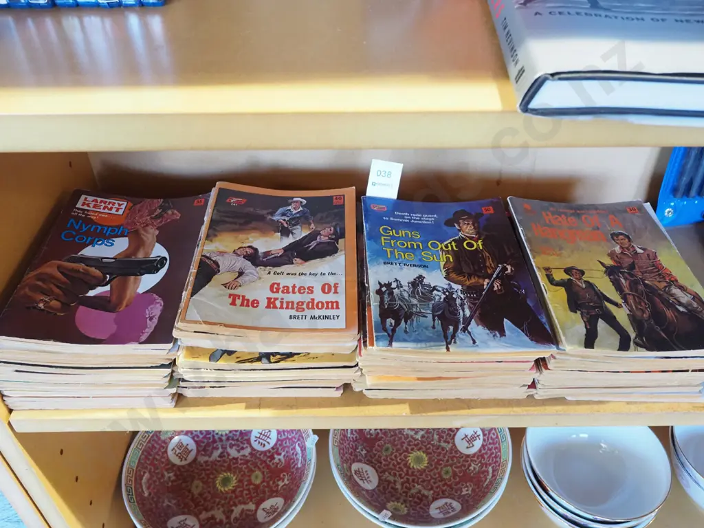 assorted cowboy paperback novels Image 1++