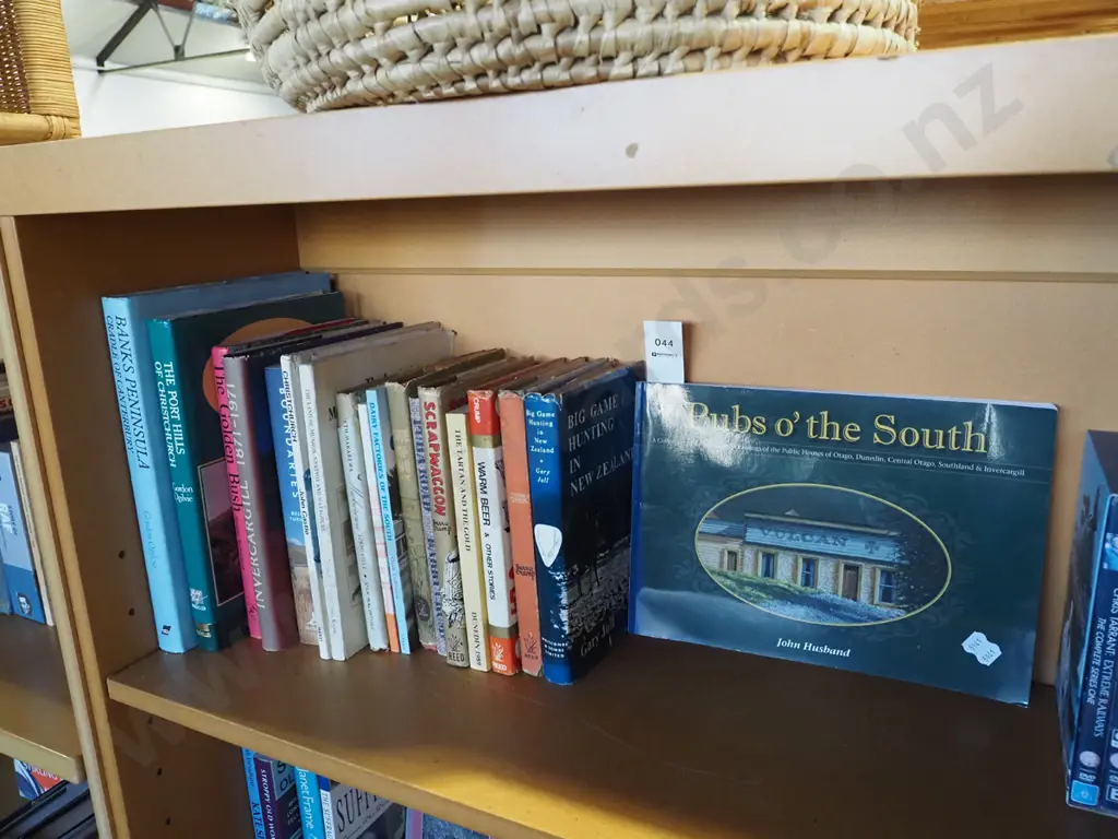 NZ books Image 1++