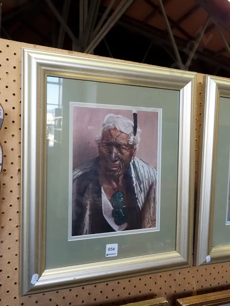 framed Goldie print Image 1++