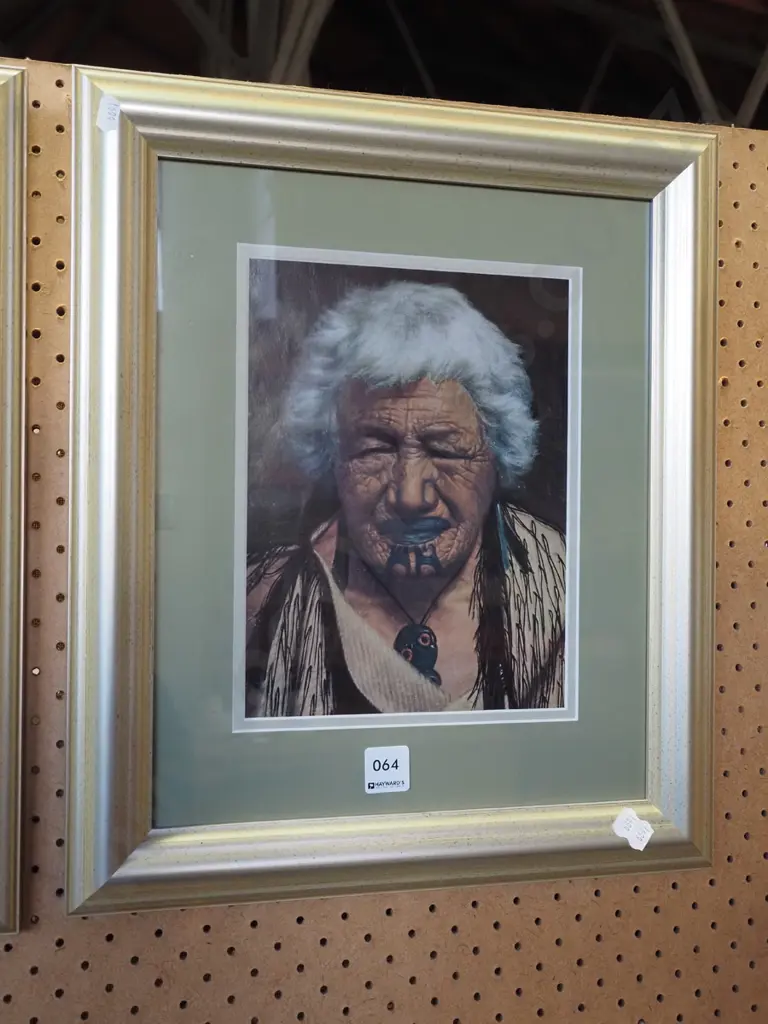 framed Goldie print Image 1++