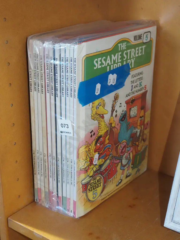 bundle of Sesame Street books Image 1++