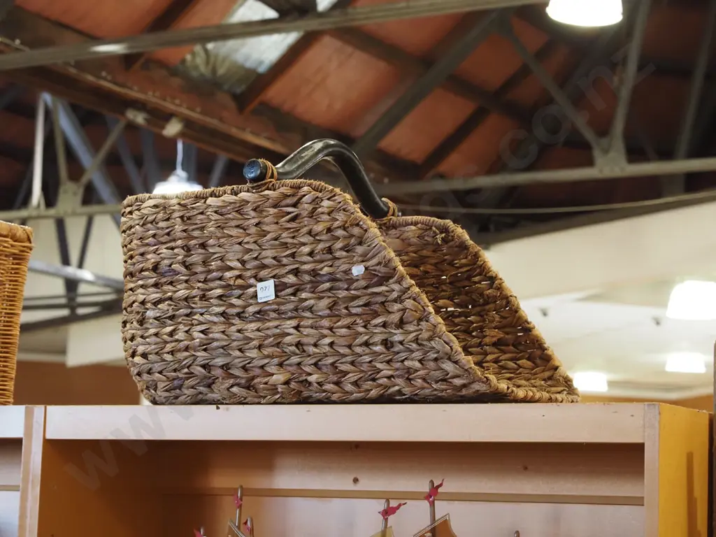 woven seagrass wood basket L600 Image 1++