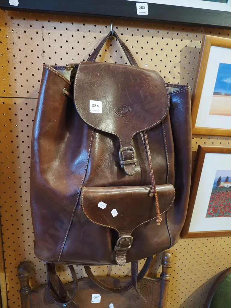 leather backpack Image 1++
