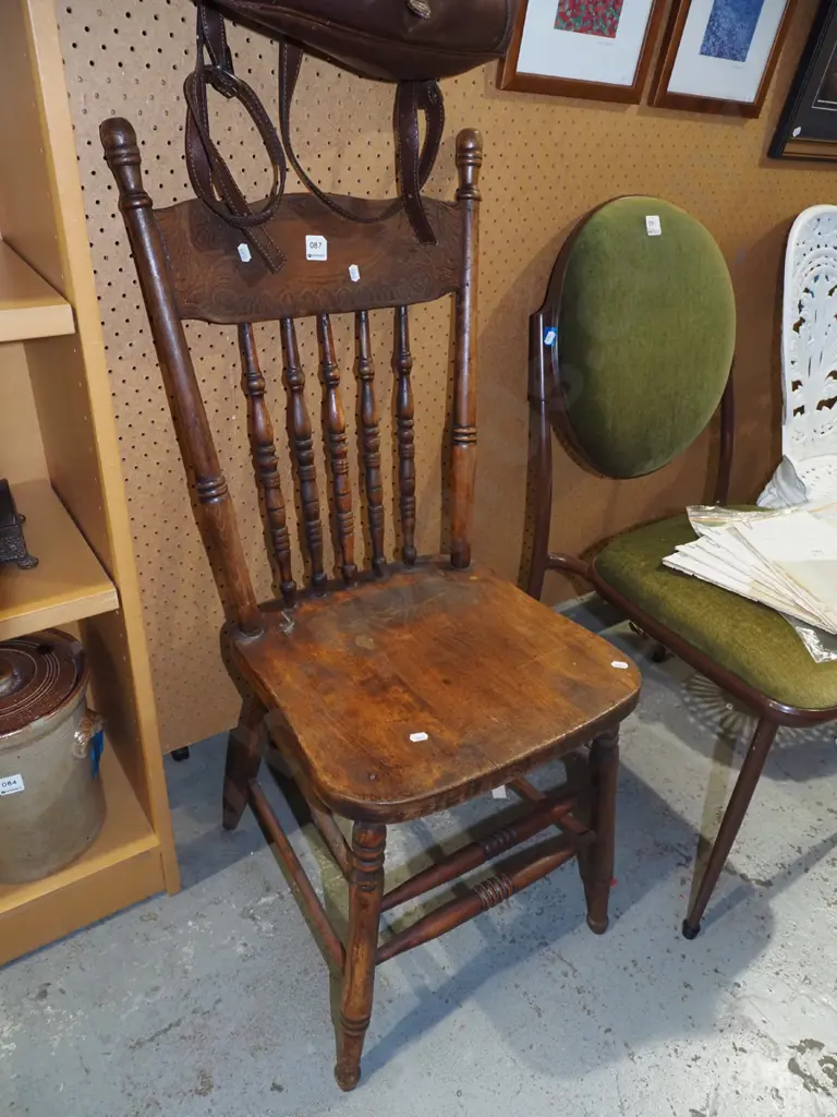pressed wood dining chair Image 1++