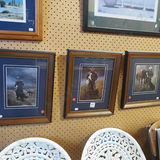 3x shepherd prints - red dots