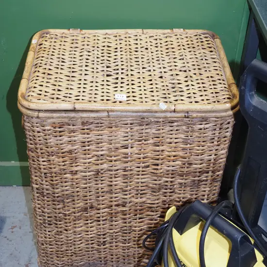 cane laundry hamper H680