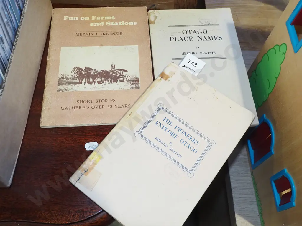 local history books Image 1++
