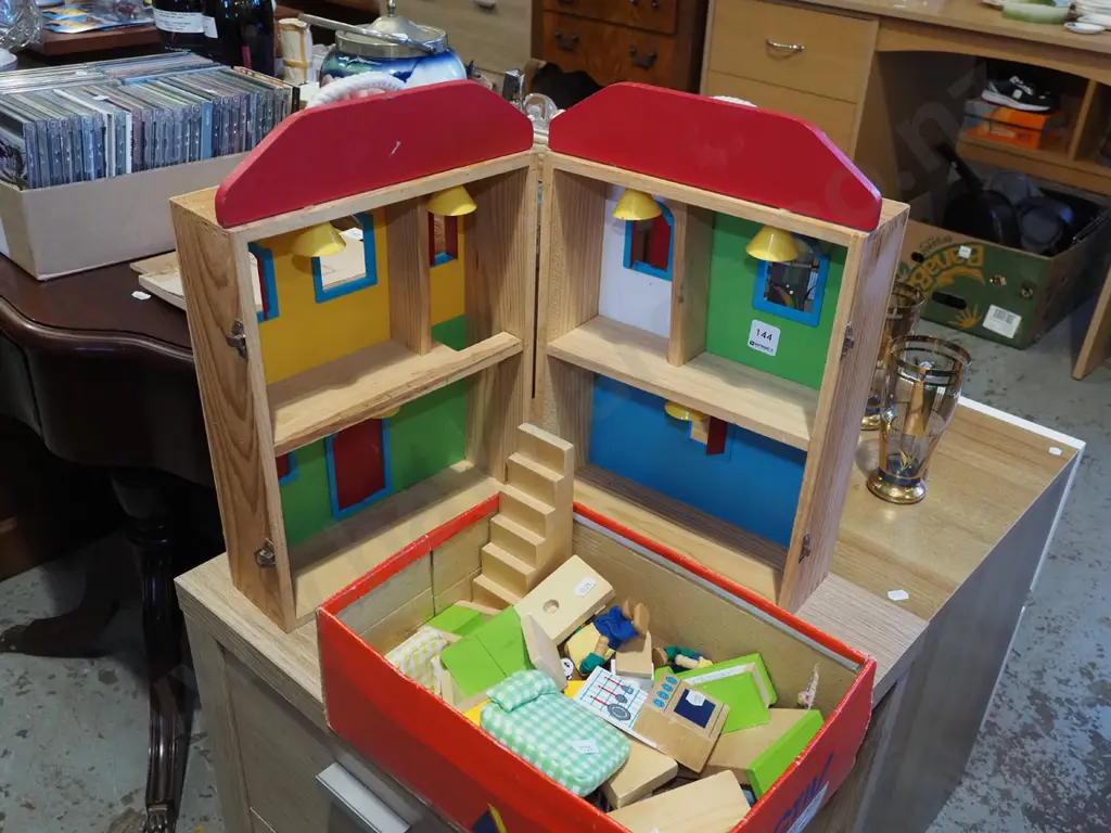 wooden dollshouse, box of accessories Image 1++