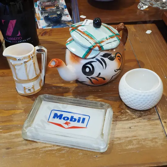 Wade golfer teapot etc, Mobil ashtray