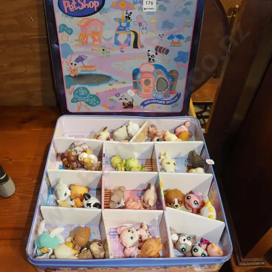 Littlest Pet Shop toys in tin