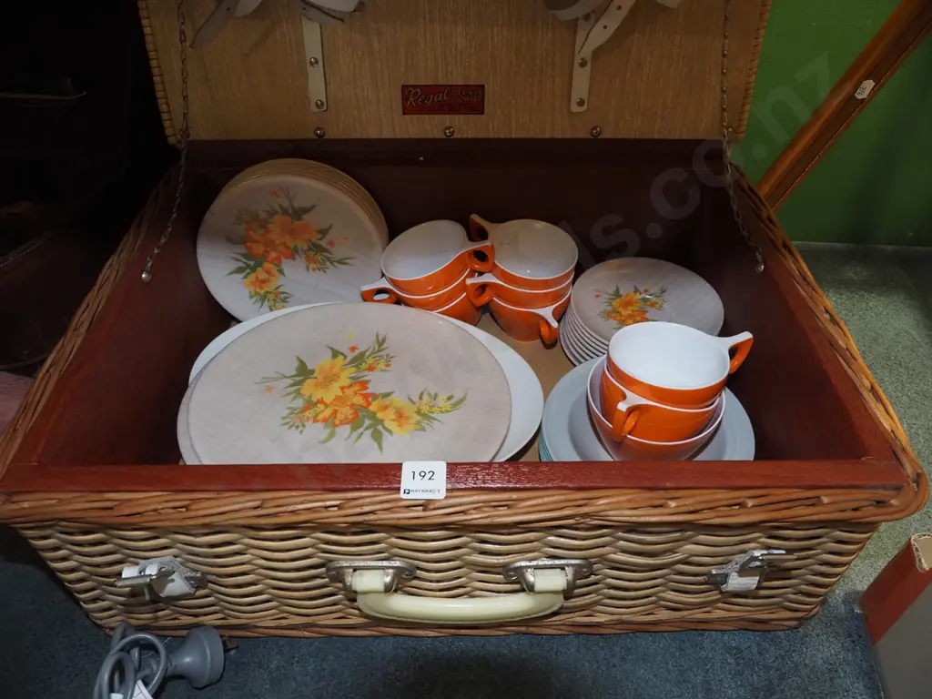 retro Regal picnic hamper, Duraware plates, cups, bowls Image 1++
