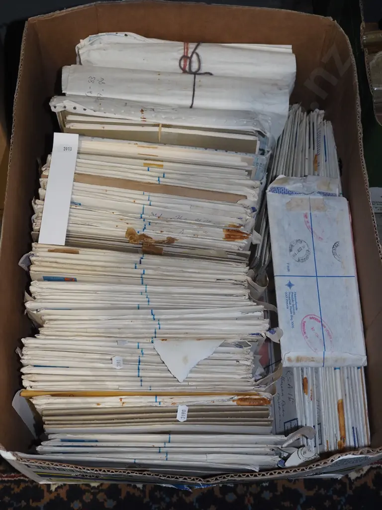 box; numerous first day covers Image 1++