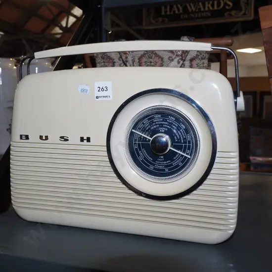 Bush reproduction radio