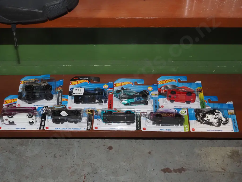9x as new carded Hotwheels vehicles Image 1++