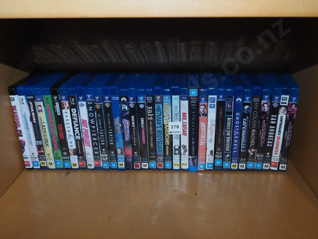 blue ray DVDs Image 1++