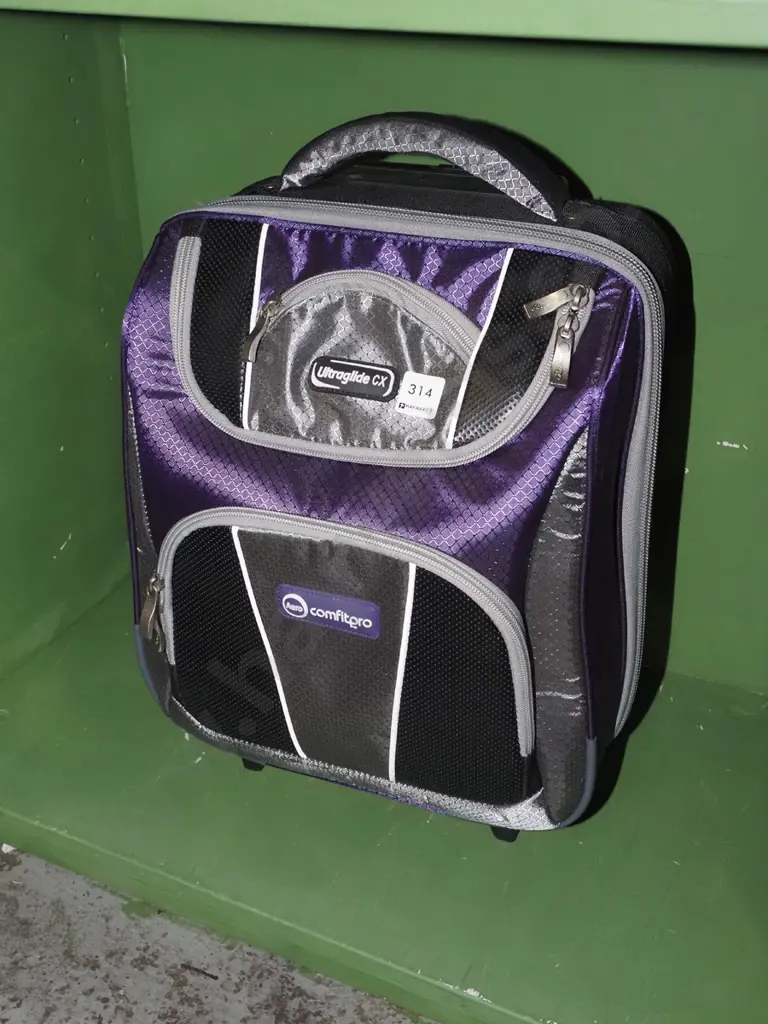 Ultra Glide CX carry on suitcase Image 1++