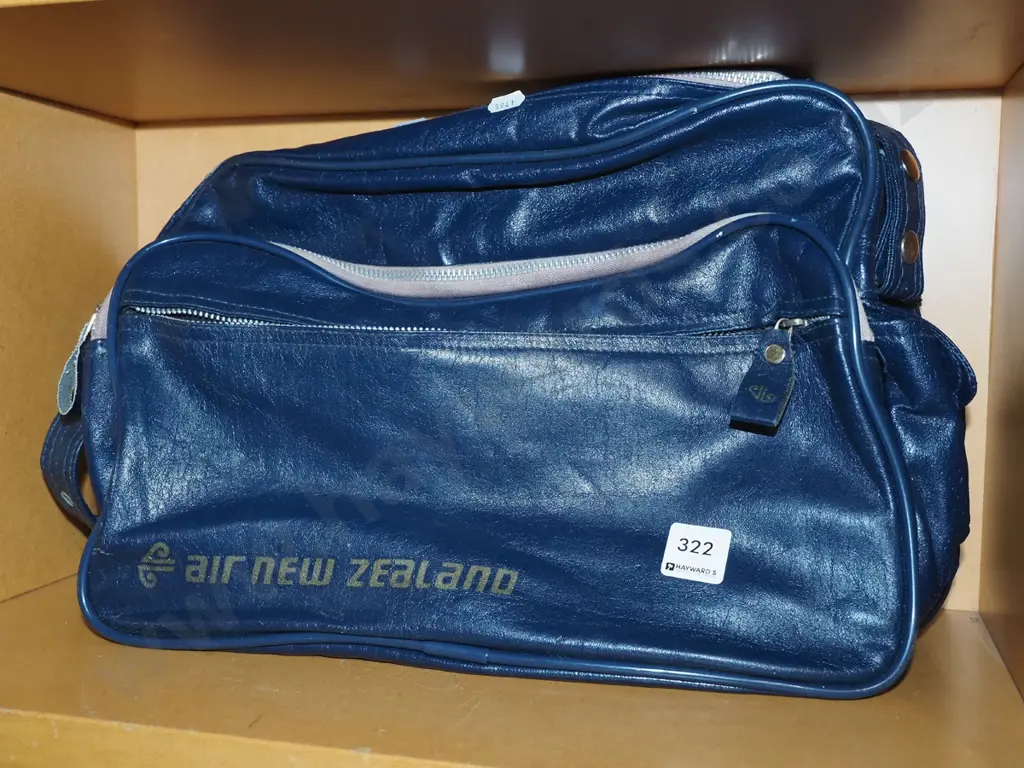 AirNZ bag Image 1++