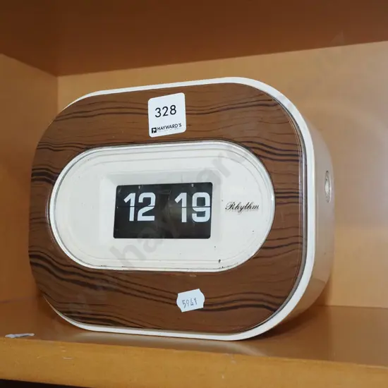 vintage Rhythm flip clock