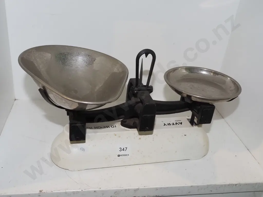 Avery balance scales Image 1++