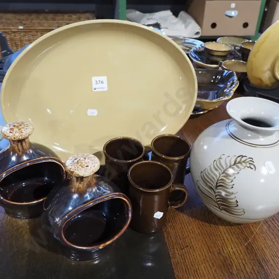 Crown Lynn colour glaze ashet, salt pigs, Temuka coffee cups, vase H190