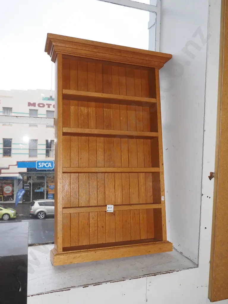 small oak bookcase H790 W450 D90 Image 1++