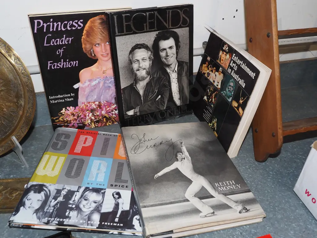 Princess Diana and artist books Image 1++