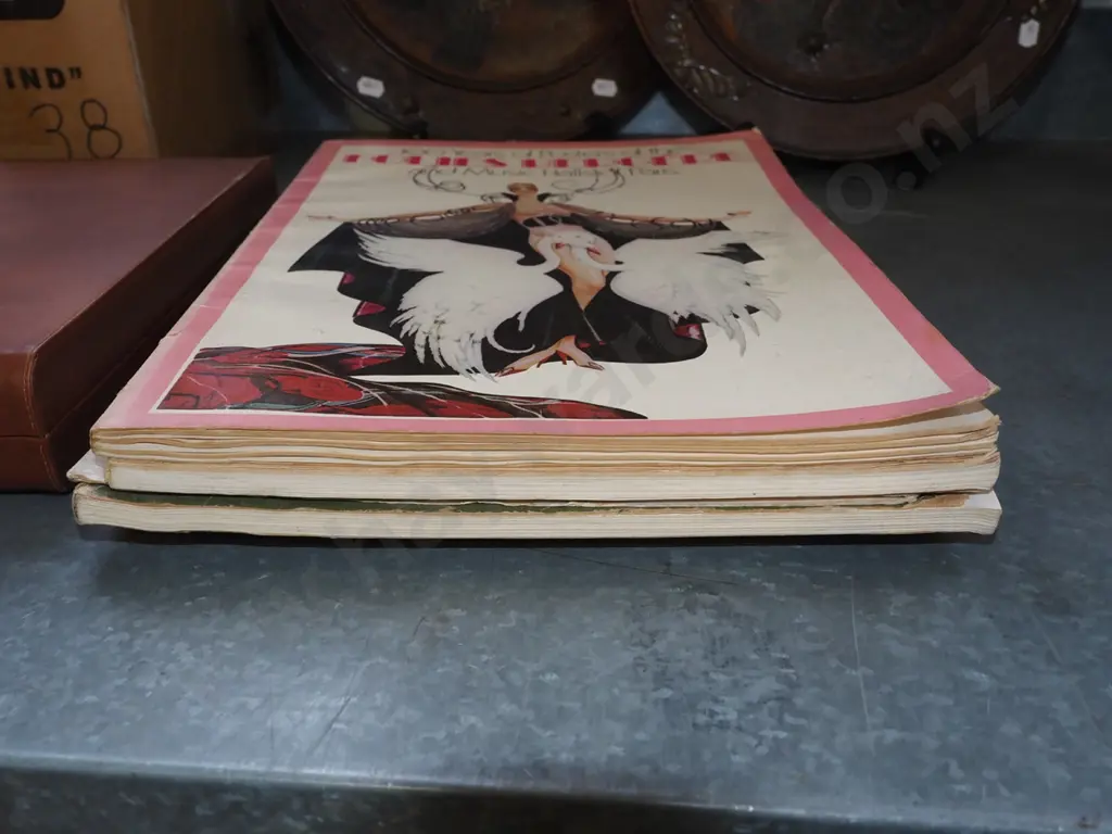 various art and poster books Image 1++
