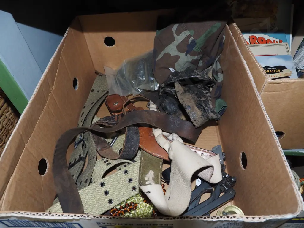 box; belts, rifle supports etc Image 1++