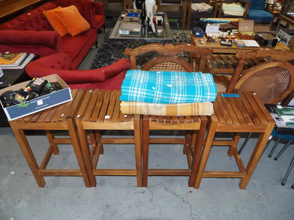 3x rimu stools Image 1++