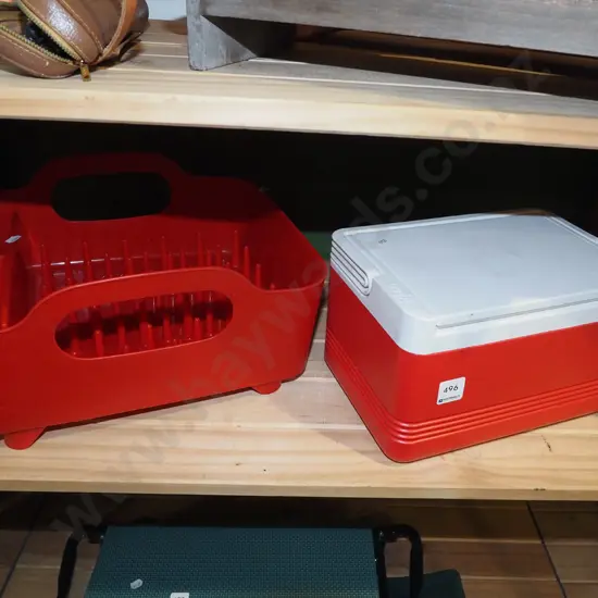 small Igloo chilly bin, lunch box etc